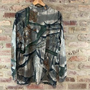 Mossy oak camo long sleeve shirt large